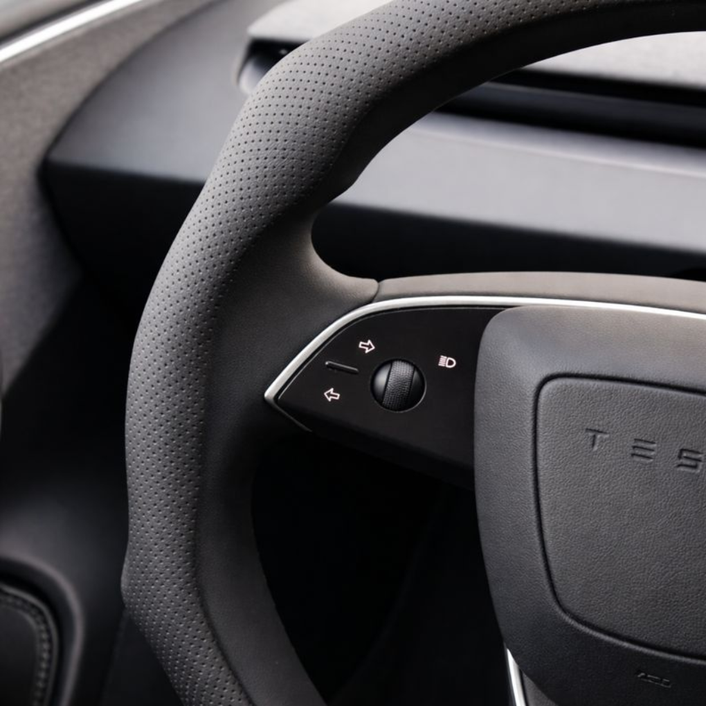 Ultra-thin Steering Wheel Cover – For Tesla Model 3/Y/X/S