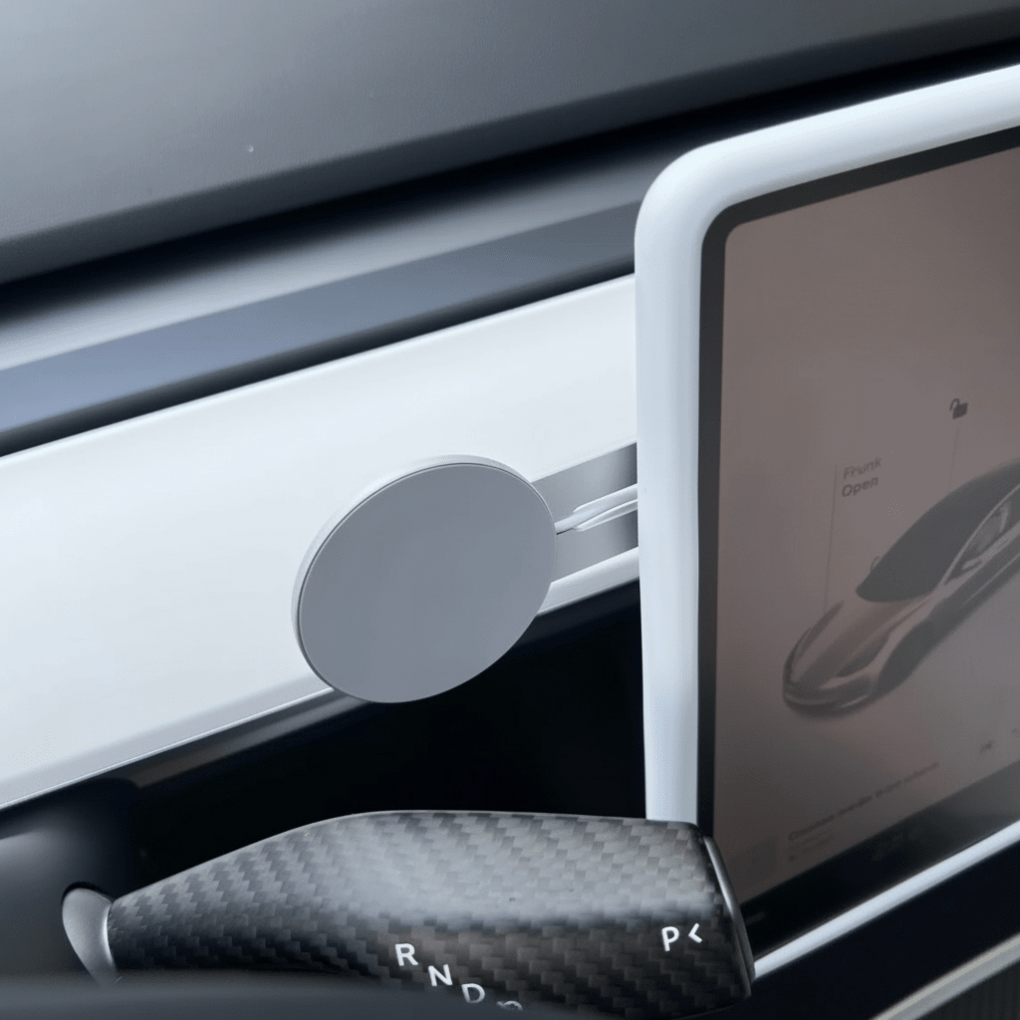 Magnetic Phone Mount – for Tesla Model 3/Y/X/S/Cybertruck (2017 - 2026) - Zapped Co